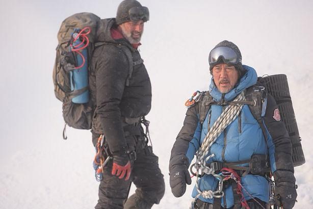 《陰謀の氷壁/オーバー・エベレスト》(2019年，原題：冰峰暴)